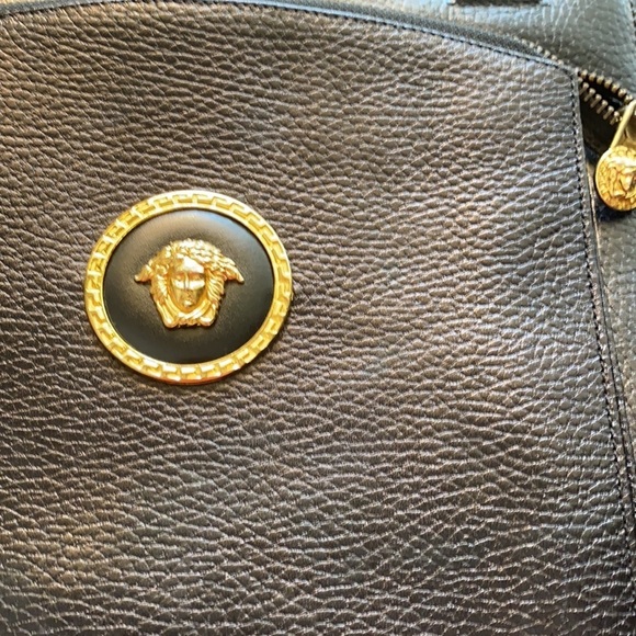 Classic Versace handbag - Picture 13 of 13